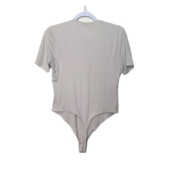 Lululemon Wundermost Ultra-Soft Nulu Square-Neck Long-Sleeve Bodysuit Cream L - Picture 2 of 9